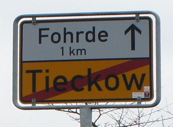 Ortsausgangschild Tieckow